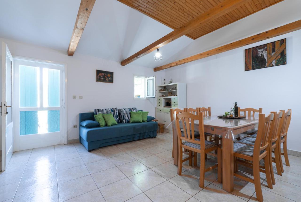 Holiday Home Liberan Vela Luka Eksteriør billede