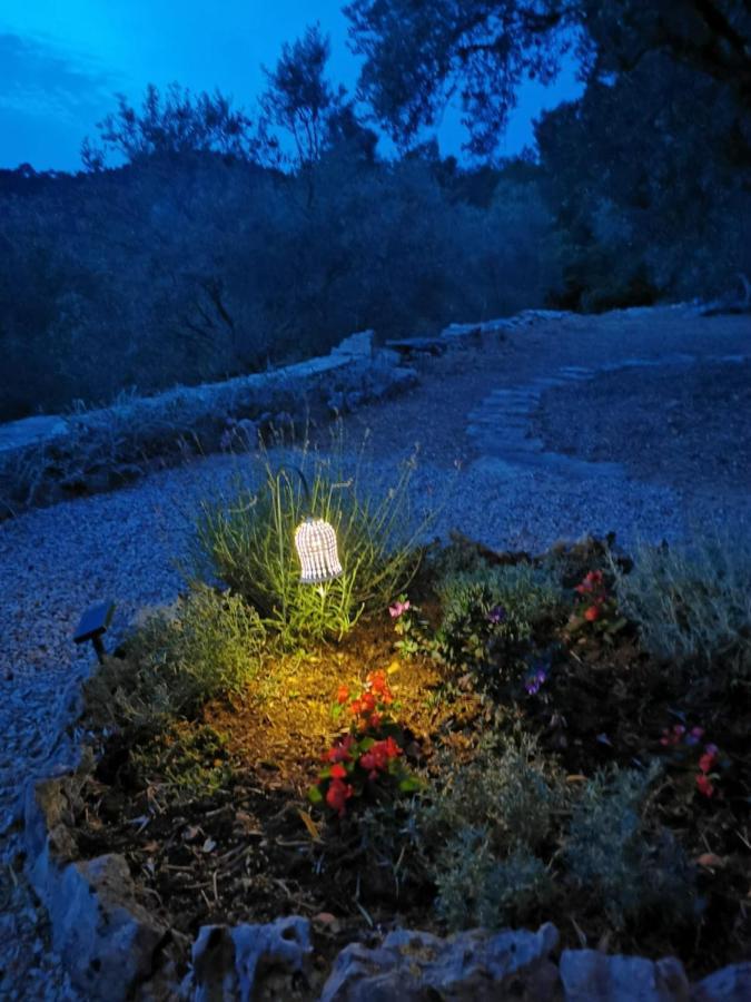 Holiday Home Liberan Vela Luka Eksteriør billede